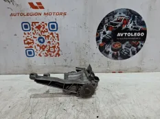 Масляный насос Mercedes benz R350