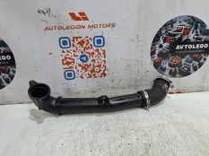Патрубок воздушный VW Passat
