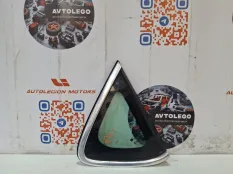 Форточка Opel Astra