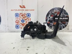 Зеркало левое Mercedes benz C300