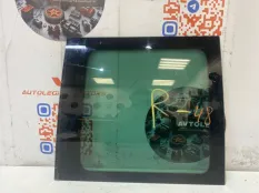 Форточка правая Skoda Yeti