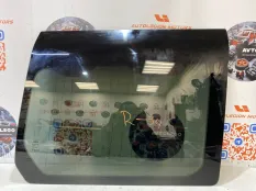 Форточка правая Land Rover Discovery