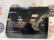 Форточка правая Land Rover Discovery