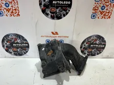 Корпус воздушного фильтра Jeep Grand Cherokee