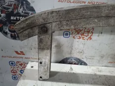 Усилитель бампера Audi A6