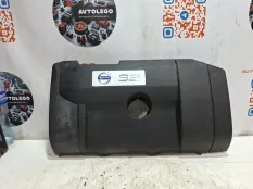 Декоративная крышка двигателя Volvo XC90