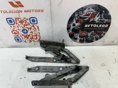 Петли капота Land Rover Discovery