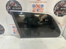 Форточка Volvo XC90