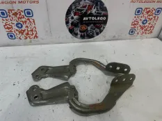 Петли капота Ford Escape