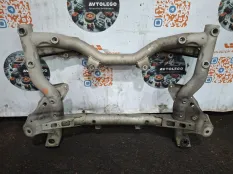 Подрамник передний Mercedes benz E350