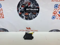 Блок управления парктрониками Jaguar XF
