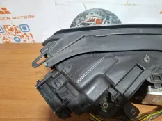 Фара левая VW Touareg