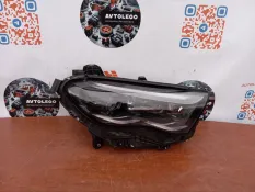 Фара правая Mercedes benz E220D