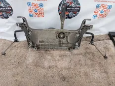 Подрамник передний Audi A4