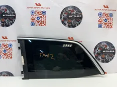 Форточка левая Mercedes benz GL450