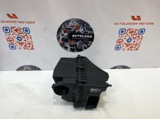 Корпус воздушного фильтра Jaguar XF