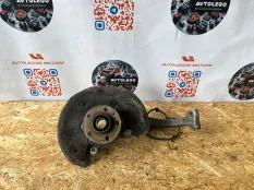 Кулак передний левый Audi A4