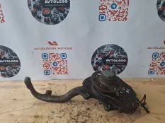 Кулак передний правый Mercedes benz S550