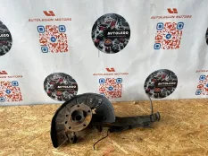 Кулак передний правый VW Touareg