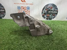Кронштейн двигателя Land Rover Range Rover