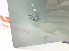 Стекло заднее левое Mercedes benz E220D