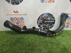 Патрубок воздушный Land Rover Discovery Sport