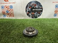 Шестерня ГРМ Mercedes benz CLS550