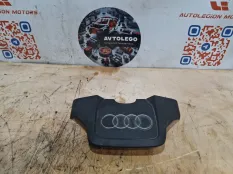 Декоративная крышка двигателя Audi Q7
