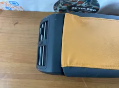 Консоль центральная VW Passat