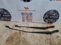 Поводки дворников VW Passat CC