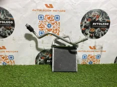 Радиатор кондиционера VW Tiguan