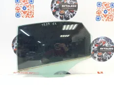 Стекло заднее левое Audi A4