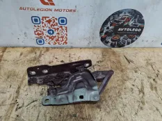 Петля капота Jaguar XE