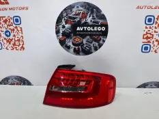 Фонарь правый Audi A4