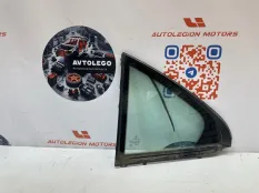 Форточка левая Mercedes benz C300