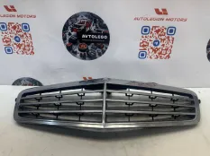 Решетка радиатора Mercedes benz E350