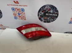 Фонарь Mercedes benz C300
