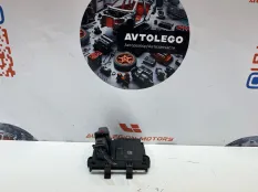 Блок управления бензонасосом Cadillac SRX