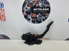 Педаль газа Volvo V60