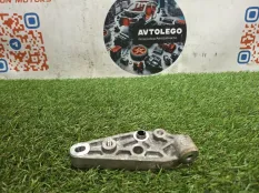 Кронштейн компрессора кондиционера Ford Mondeo