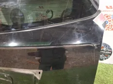 Крышка багажника Cadillac SRX