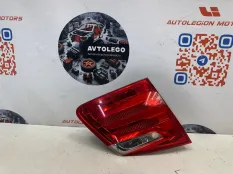 Фонарь в крышку багажника левый Mercedes benz GL450