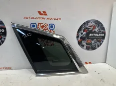 Форточка Cadillac SRX