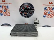 Испаритель кондиционера Mercedes benz GL450