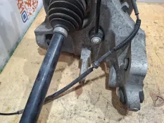 Кулак поворотный Land Rover Discovery Sport