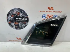 Форточка правая Cadillac SRX