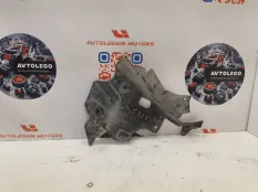 Пыльник двигателя Land Rover Discovery