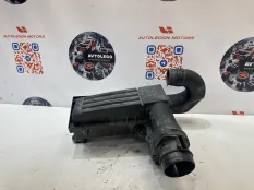 Корпус воздушного фильтра VW Passat CC