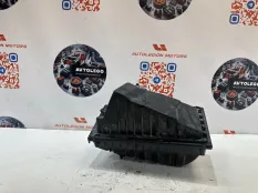 Корпус воздушного фильтра Land Rover Discovery