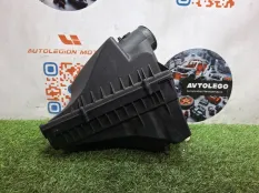 Корпус воздушного фильтра Jaguar XJL